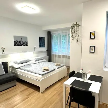 Hillside 3*
