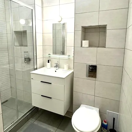 Hillside 3* براغ