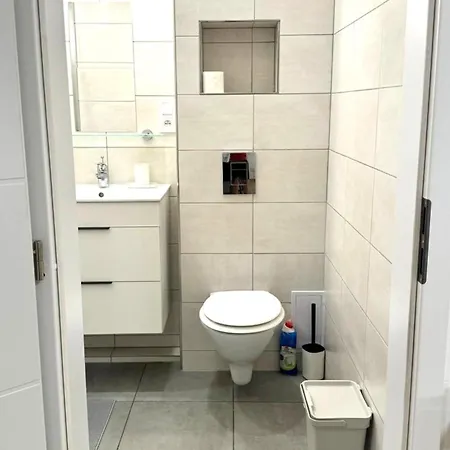 Hillside アパートホテル